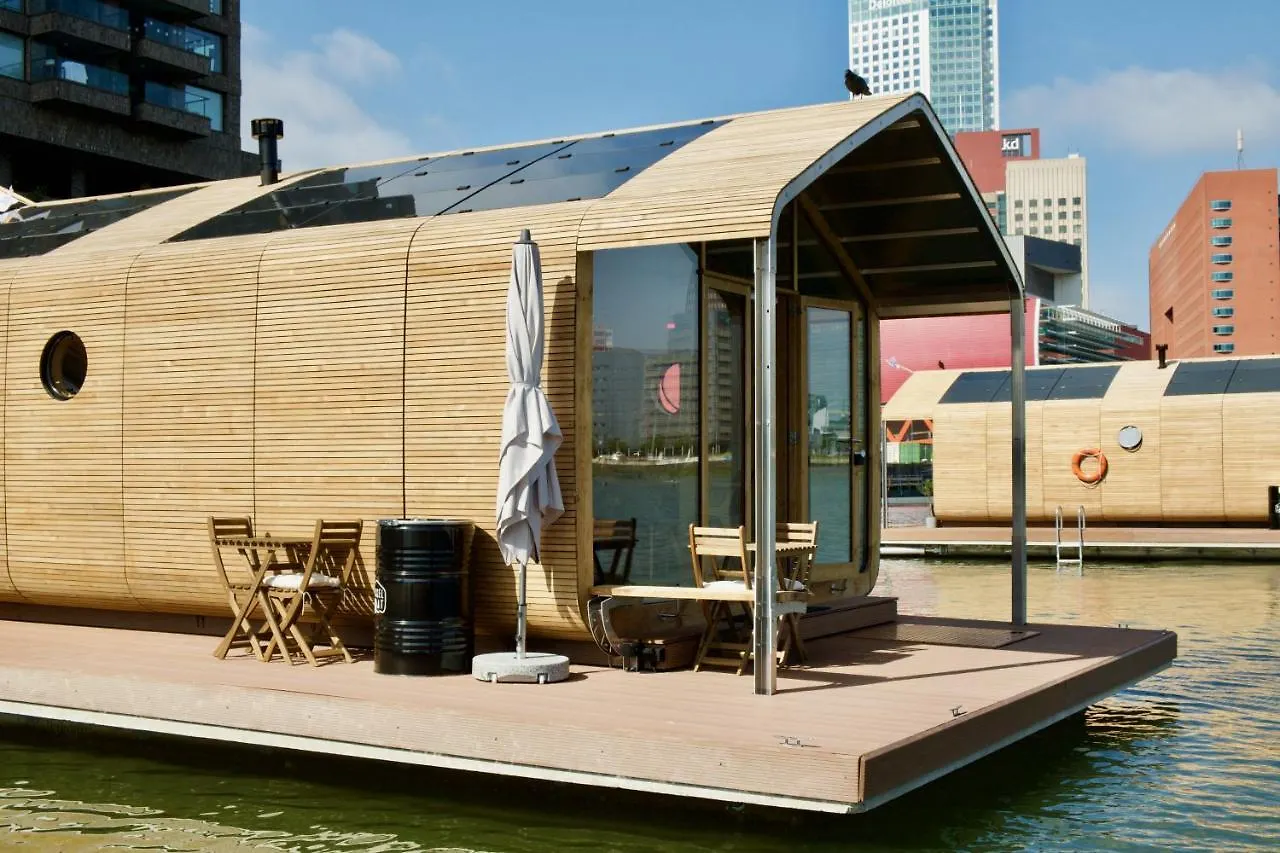 Botel Hotel Wikkelboat Nr2 At Floating Rotterdam Rijnhaven